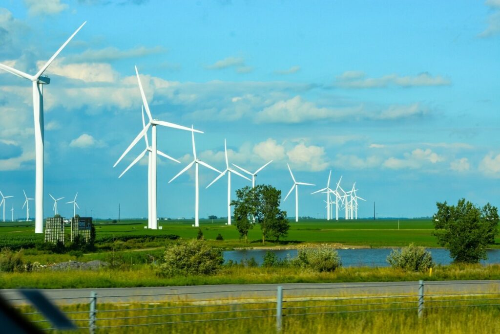 kinetic energy of wind