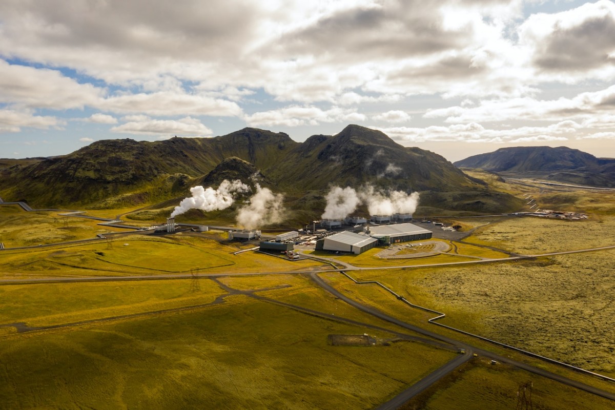 geothermal energy is an example of a nonrenewable energy source
