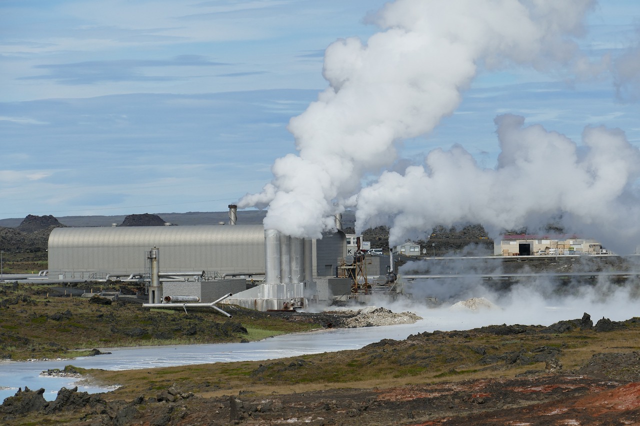Is Geothermal Energy A Renewable Or Nonrenewable Resource www.energywarden.com